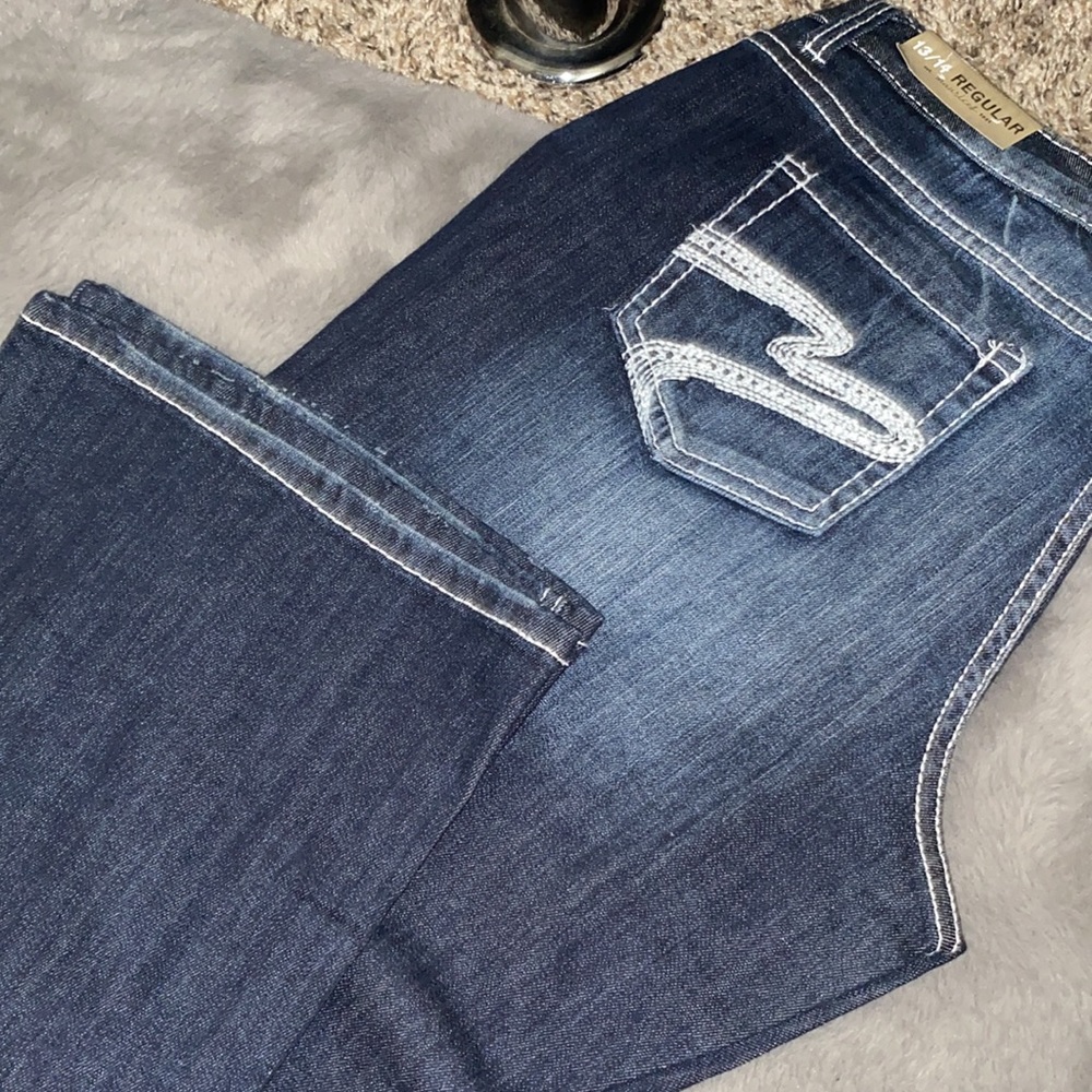 Denim - Picture 2 of 3